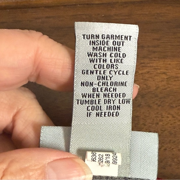 Catherines Floral Lace Trim Blouse OX 14/16W Black Red Beige Stretchy Top - Picture 7 of 8